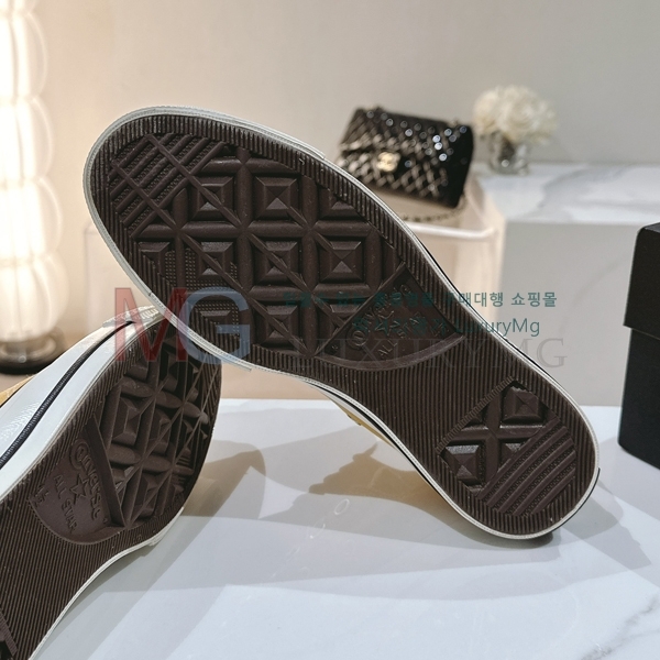 *  Ŀ CN96800-7