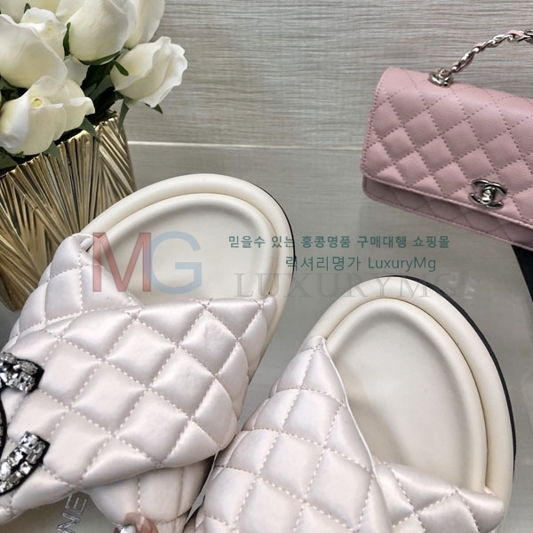 *   CH64152-3