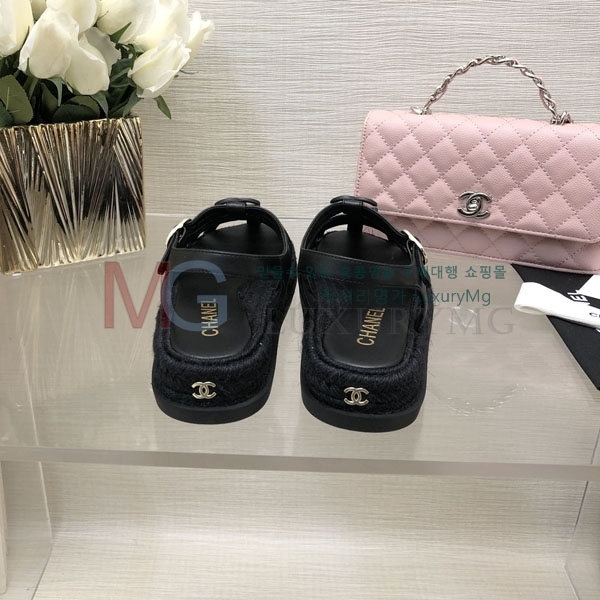 *   CH64151-4