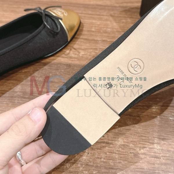 * ÷ PH688046-9