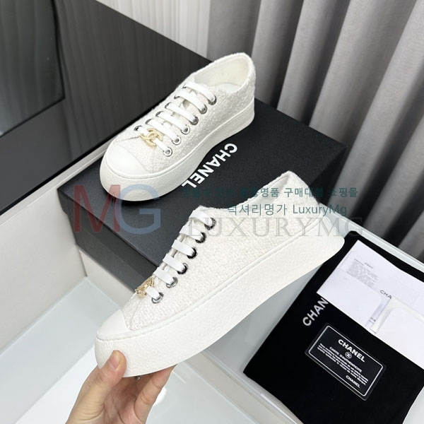 *  Ŀ CH761240-1