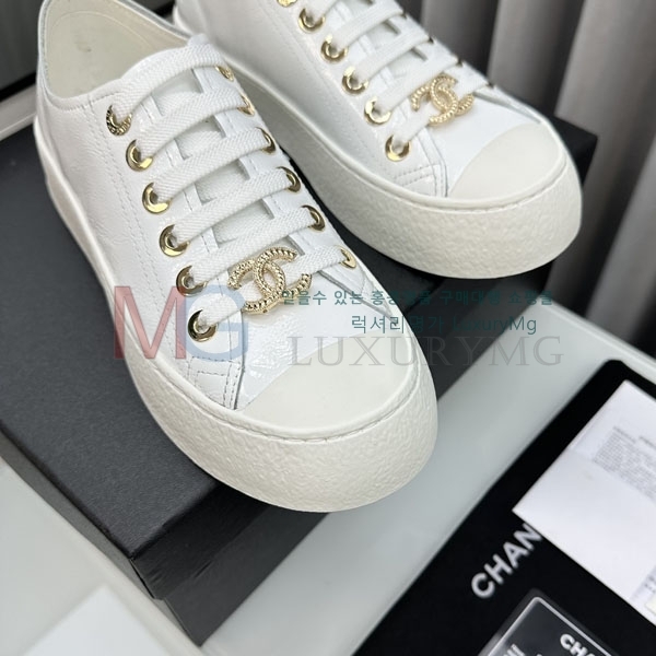 *  Ŀ CH761240-3