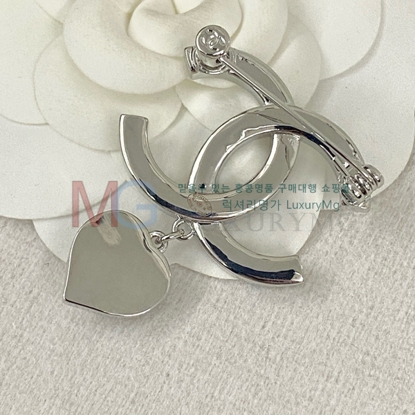 * ġ G100636-1