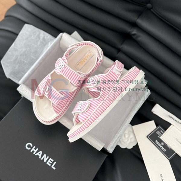 *    CH557765-2