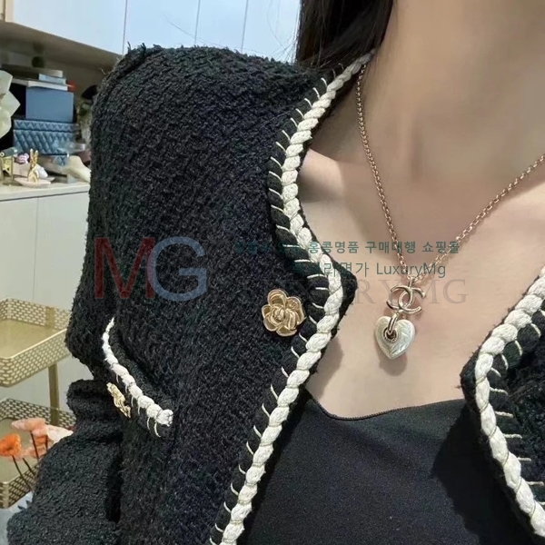 *  G12251410