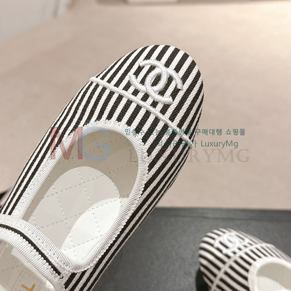 *  ÷ KX681528-2