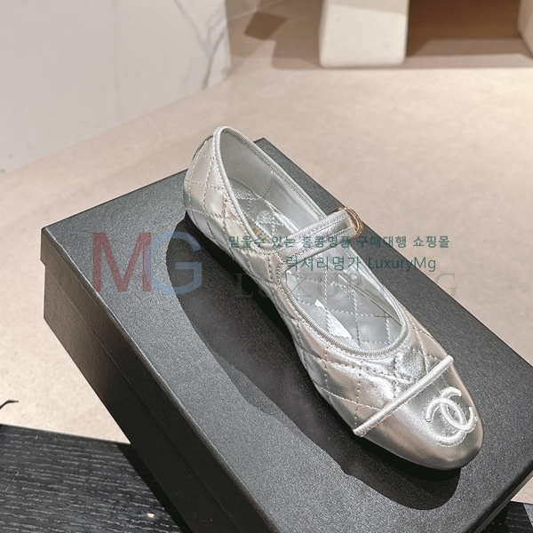 *  ÷ KX681526-2