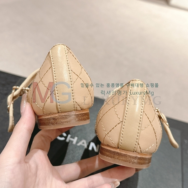 *  ÷ KX681526-4