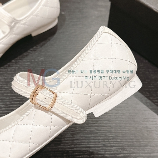 *  ÷ KX681526-5