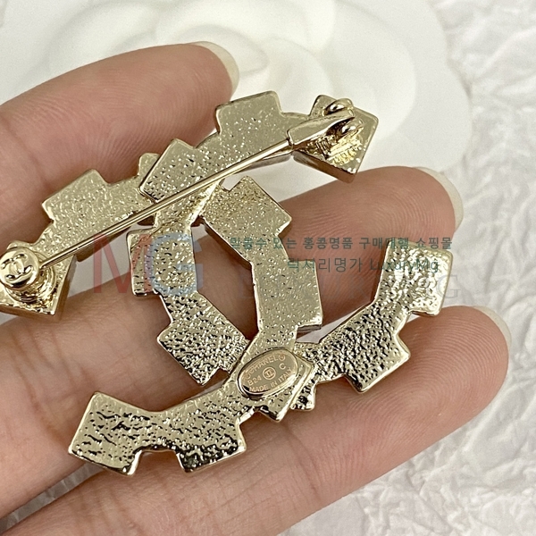 * ġ G1006676