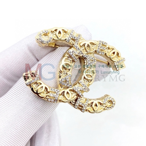 * ġ G1006673