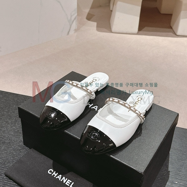 *   ÷ CH7011182-1