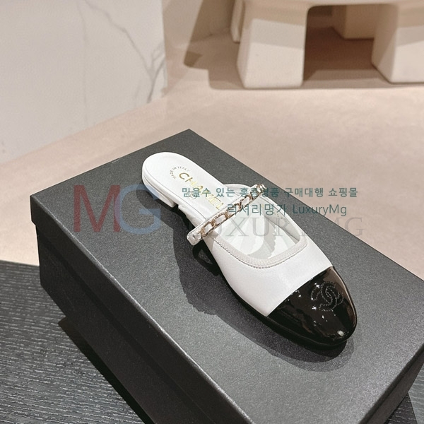 *   ÷ CH7011182-1