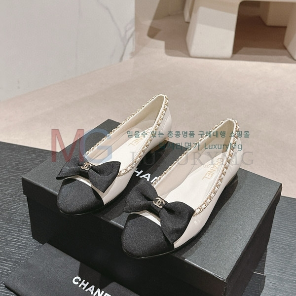 *  ÷ CH7011185-1