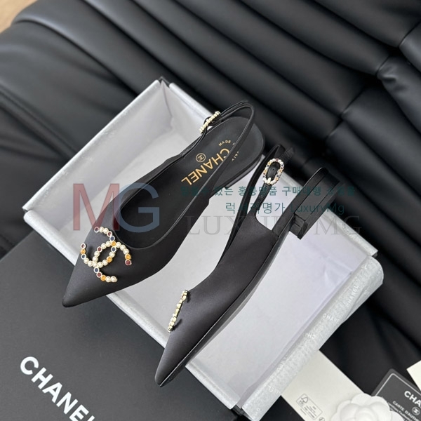 *  ÷ CH700026-3