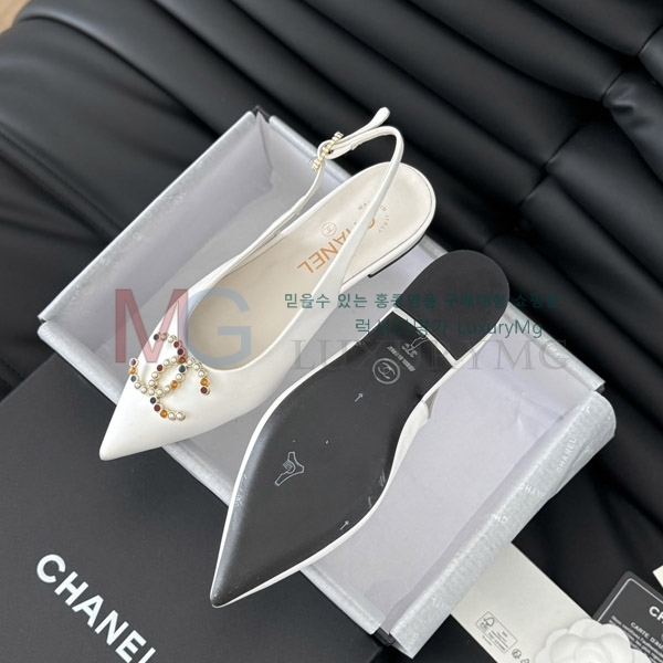 *  ÷ CH700026-1