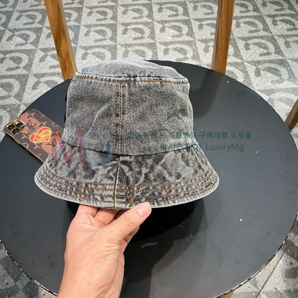 * Ŷ  AA6615650-1