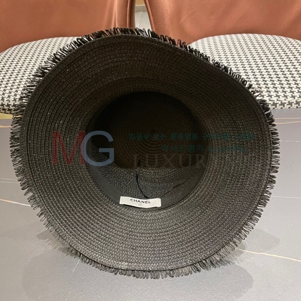 *  AA684517-3
