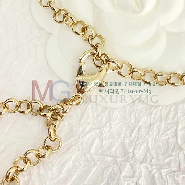 *  G12251451