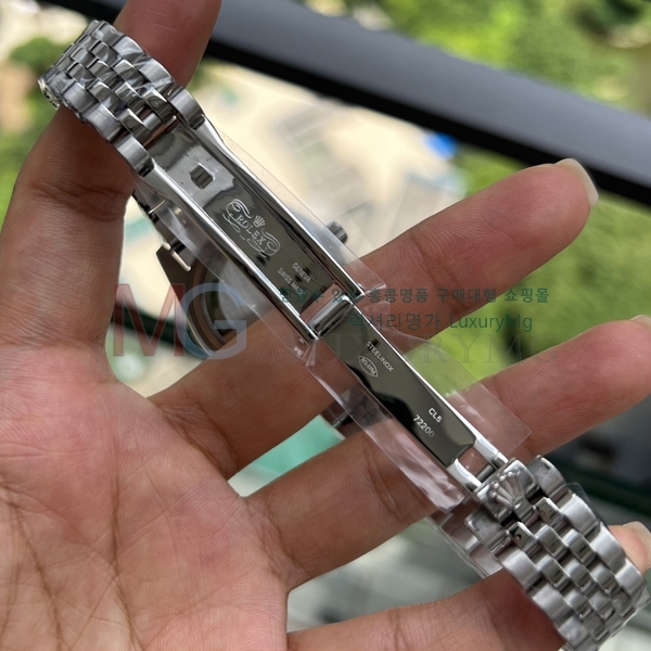(120 ǰ)  η ð R44430 31MM