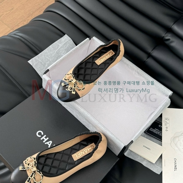 *  ÷ CH5770885-4