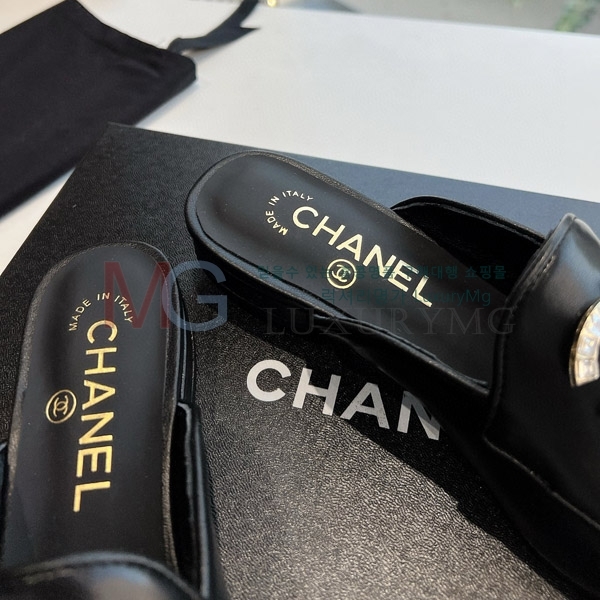 *   CH96099445-1