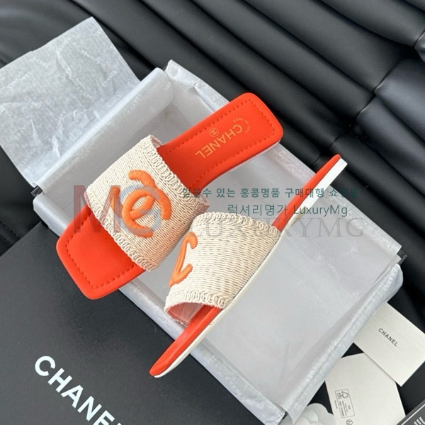  * 25C  CH545582