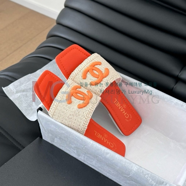  * 25C  CH545582