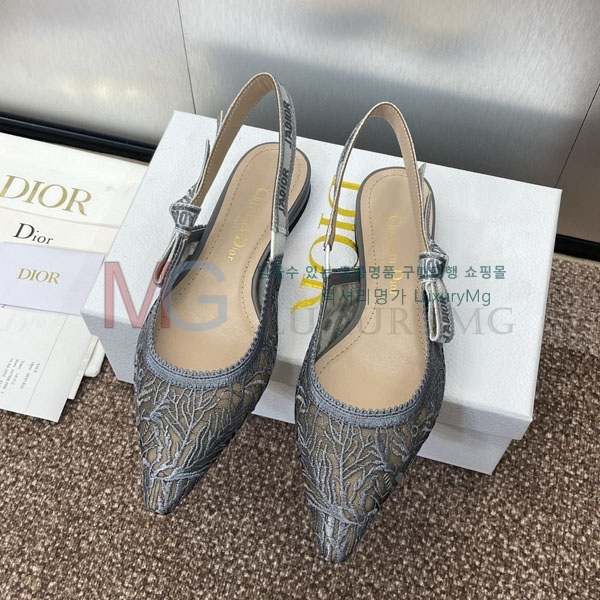   ÷ 3D2R60992