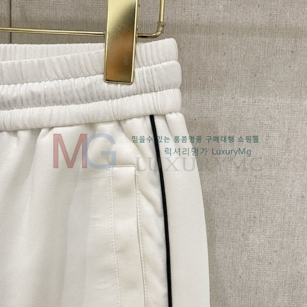    GG1550224-1