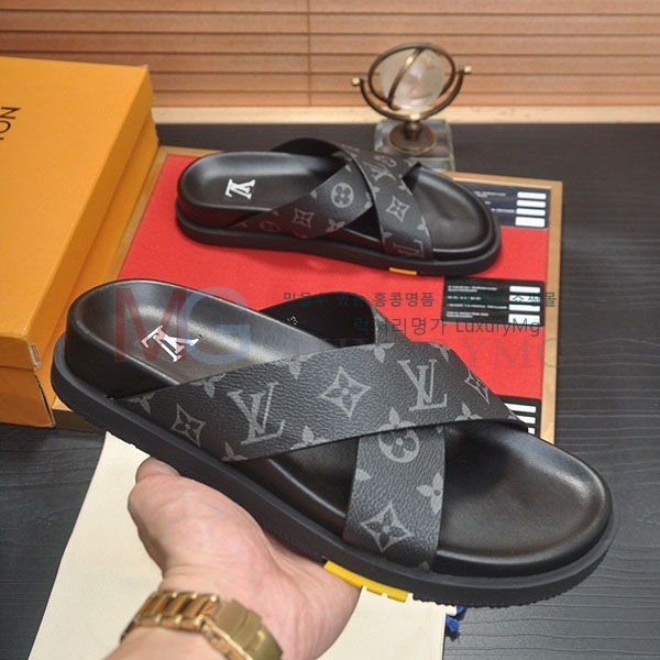 ̺   LV241118-1