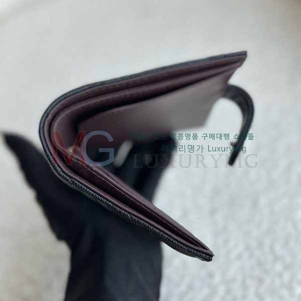 *   A55570-8
