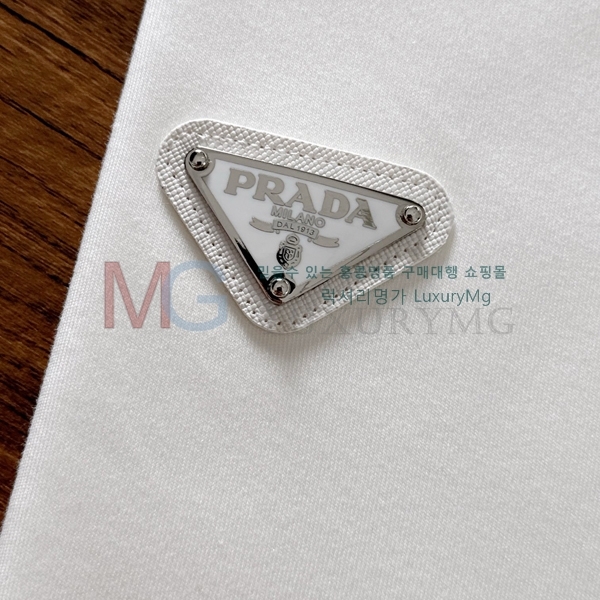  Ƽ 489641-1