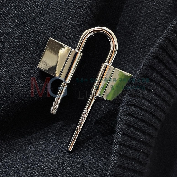 ���� ����� ����� 489889