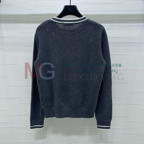  ̿̿  MIU551739