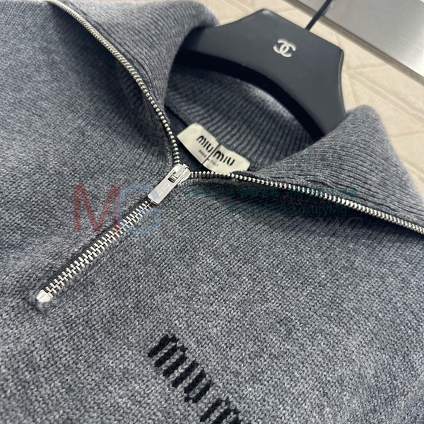  ̿̿  MIU551740-1