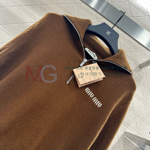  ̿̿  MIU551740-2