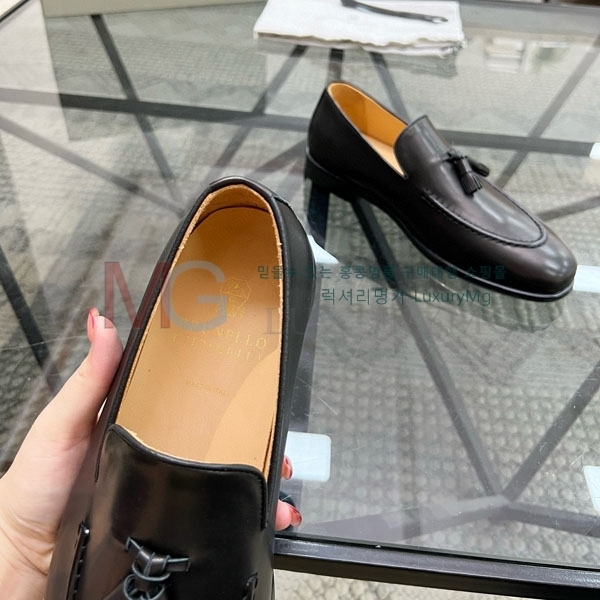  ڷ ġڸ  B999111-