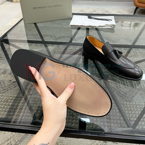  ڷ ġڸ  B999111-