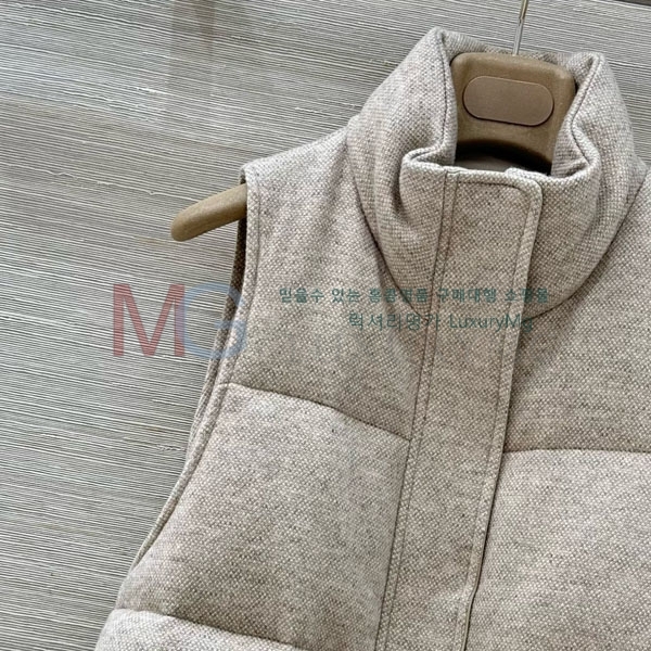 ���� �η�**�� �ٿ� �е� ���� LP2312055-1