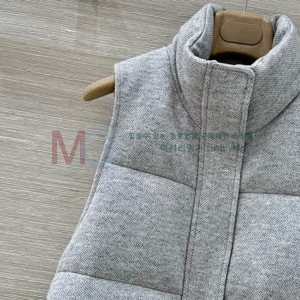 ���� �η�**�� �ٿ� �е� ���� LP2312055-2