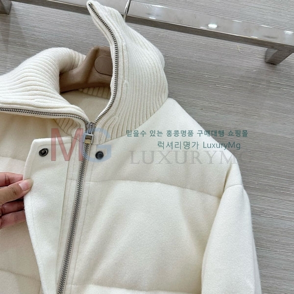 ���� �η�**�� �ٿ� �е� LP2312055-4