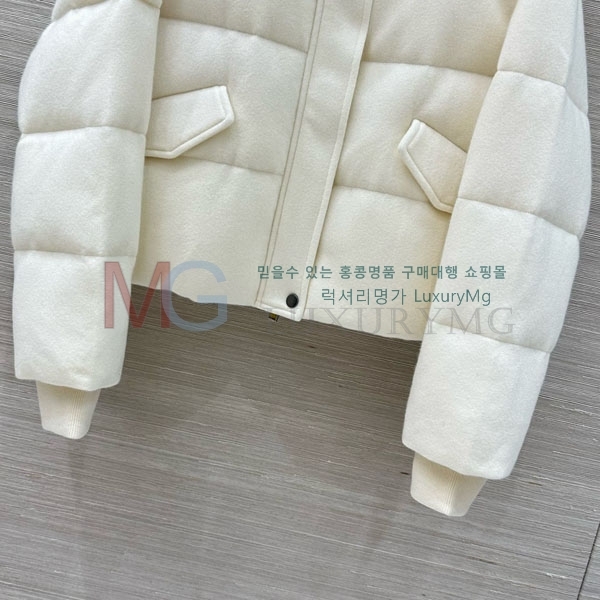 ���� �η�**�� �ٿ� �е� LP2312055-4