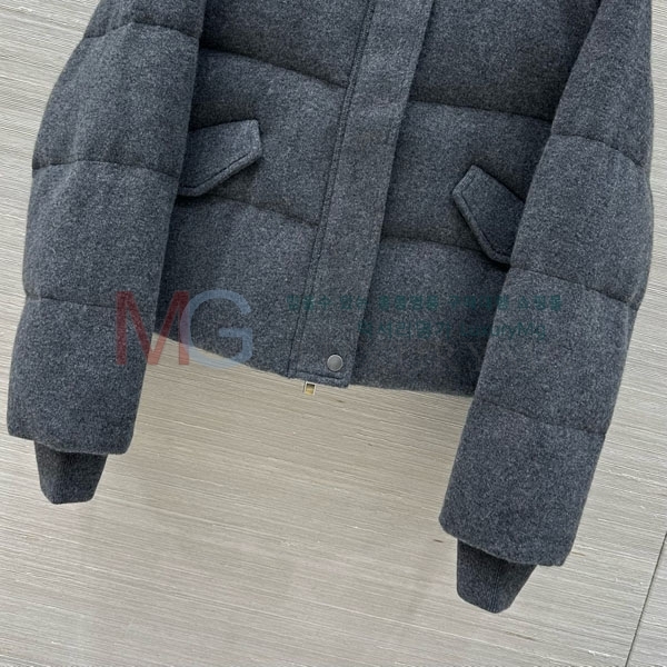 ���� �η�**�� �ٿ� �е� LP2312055-6