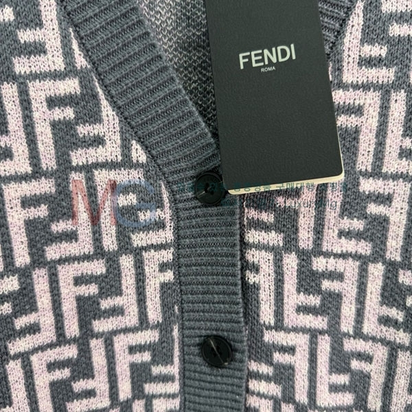     FD535161-4