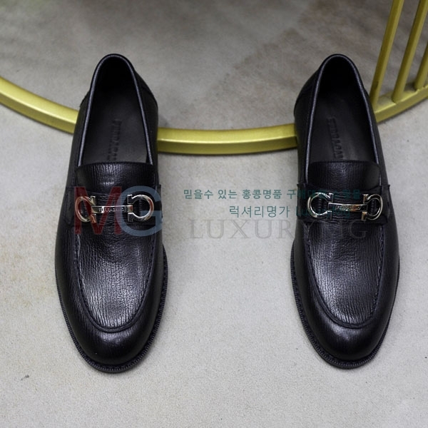  󰡸  R588803