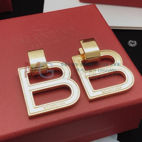 ߷þư Ͱ BA2678768-1