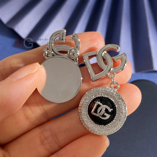 üذٳ Ͱ DG231044-4