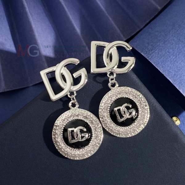 üذٳ Ͱ DG231044-4