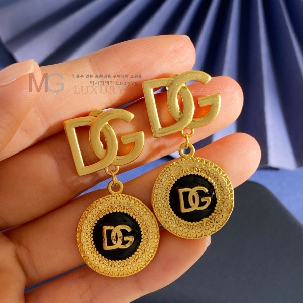 üذٳ Ͱ DG231044-4